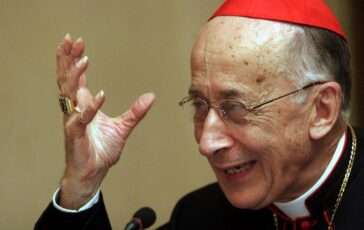 Ruini oggi lultimo saluto al Cardinale il Papa celebra i funerali a San Pietro 364x230