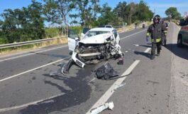Scontro tra auto e camion sulla 106 jonica nel cosentino un morto e due feriti 265x160