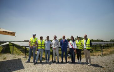 Sostenibilita Viridis Energia Spa inaugura limpianto solare di Poviglio da 12 Mwp valore per il territorio 364x230