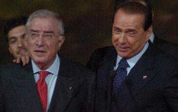 Stragi di mafia 93 accuse archiviate per DellUtri e Berlusconi. Marina Giustizia resta unemergenza 364x230