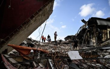 Terremoto in Venezuela ritrovato vivo un bambino di 11 anni 364x230