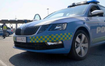 Torino ubriaco guida tir contromano in autostrada per 10 km multato e denunciato 364x230