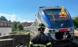 Treno regionale esce dai binari nel Fiorentino evacuati i passeggeri nessun ferito 265x160