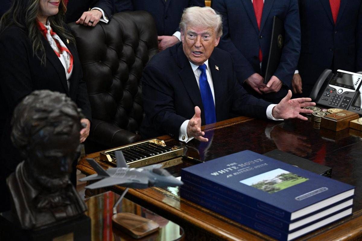 Trump non ha dubbi: "Gli italiani mi adorano"