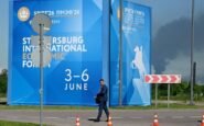 ucraina russia attacco di droni su san pietroburgo trump zelensky e putin risolvano da soli 2