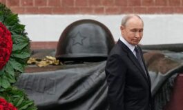 Ucraina amplia il raggio dei raid ﻿Russia sposta difese dal fronte per proteggere Mosca 265x160