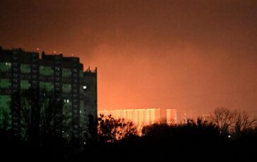 Ucraina massiccio attacco missilistico su Kiev 364x230