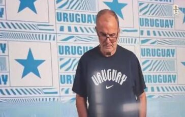 Uruguay Bielsa protesta contro i nuovi Mondiali 364x230