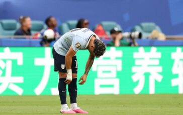 Uruguay Capo Verde Araujo gol dopo palo e papera fuorigioco tutto inutile 364x230