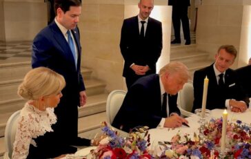 Usa Iran Trump firma laccordo Non e stato facile 364x230
