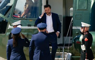 Usa Iran Vance e arrivato in Svizzera per i negoziati 364x230