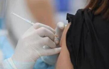 Vaccini Esposito presidente Espid Meningococco B impatto rilevante serve strategia per adolescenti 364x230