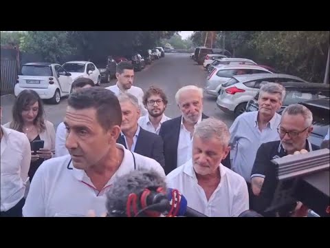 Vannacci a cena con Alemanno: "Meloni può chiamarmi, sono disponibile"