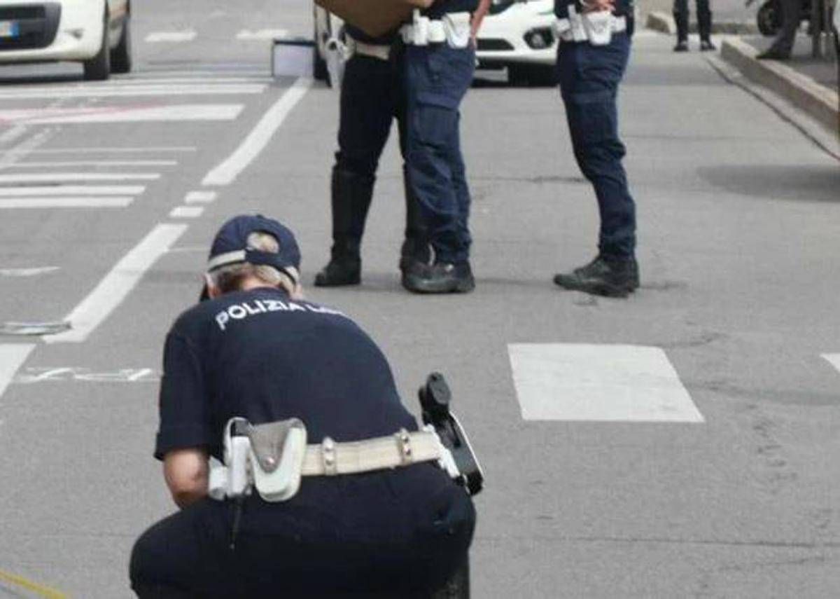 Varese, auto travolge 5 pedoni lungo la statale: morta 17enne, 4 feriti gravi