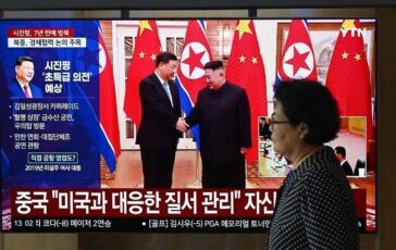 Xi Jinping in Corea del Nord raro vertice con Kim Jong Un tra nucleare e sfida agli Usa 364x230