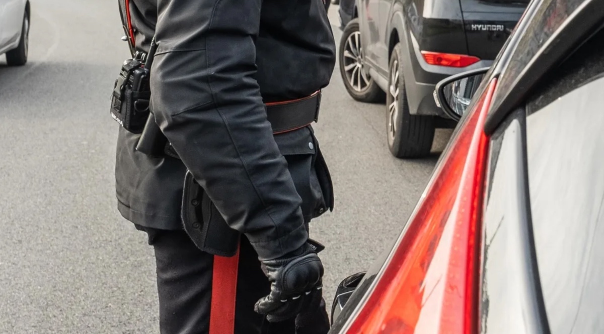 Aggredito con un'ascia durante una festa: 43enne in gravi condizioni