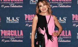 001-showgirl-critiche-impegno-sul-palco