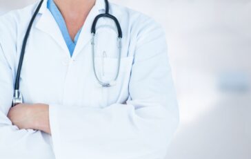 chi siede al tavolo decide le regole i conflitti di interesse nella riforma della medicina generale 364x230