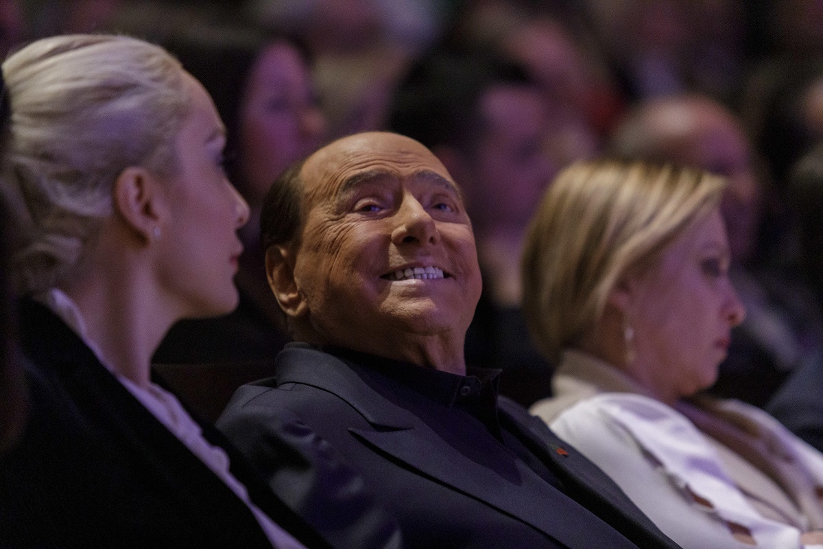 Francesca Pascale e il legame con Silvio Berlusconi: “Intimamente mi manca tutto”