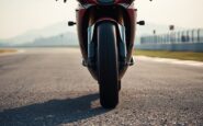 GP Ungheria MotoGP 2026: Marquez in testa al Warm-Up, cadute e dichiarazioni dei piloti