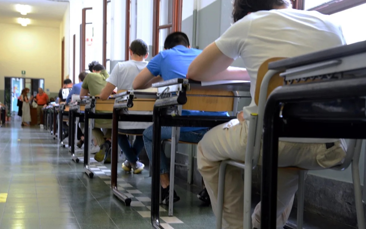 Maturità 2026, la sorpresa di Meloni (a poche ore dall’esame): “Questo è per voi”
