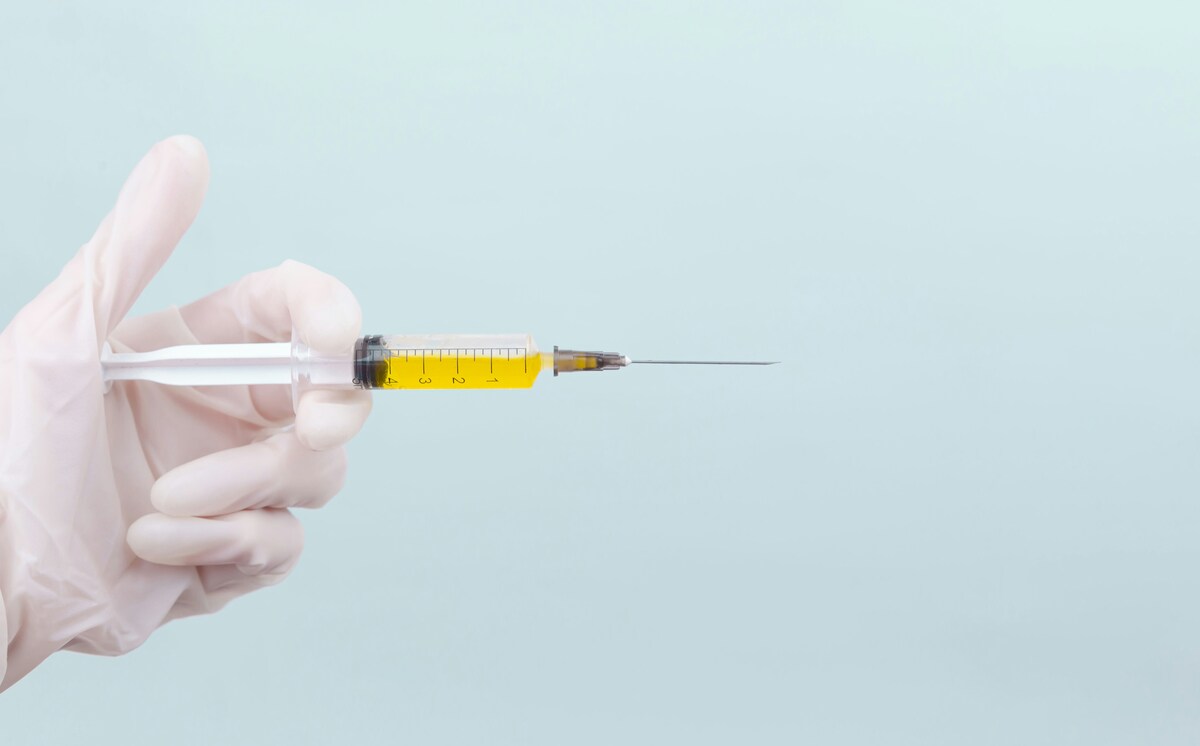 https://static.adhubmedia.com/notizie_it/wp-content/uploads/2026/06/morta-la-ricercatrice-che-aveva-denunciato-la-sperimentazione-pfizer-2b98a486.jpg