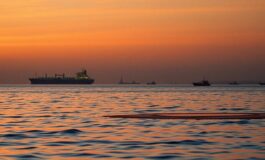 Tensione sullo Stretto di Hormuz: come l'Iran usa il controllo marittimo per trattare con gli Stati Uniti