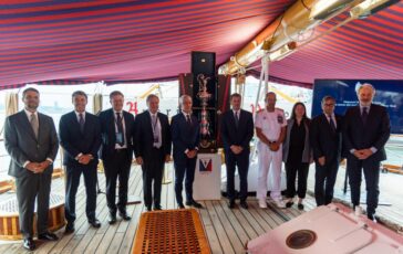 Abodi e Mezzaroma a New York per VespucciAmericas Cup le due icone del mare si incontrano nella Big Apple 364x230