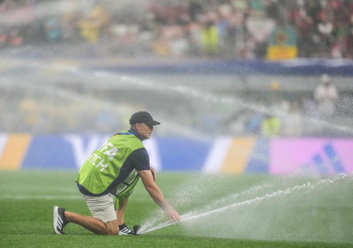Ai Mondiali sistemi indossabili anti-caldo, il medico: "Usarli previene le crisi" dei calciatori