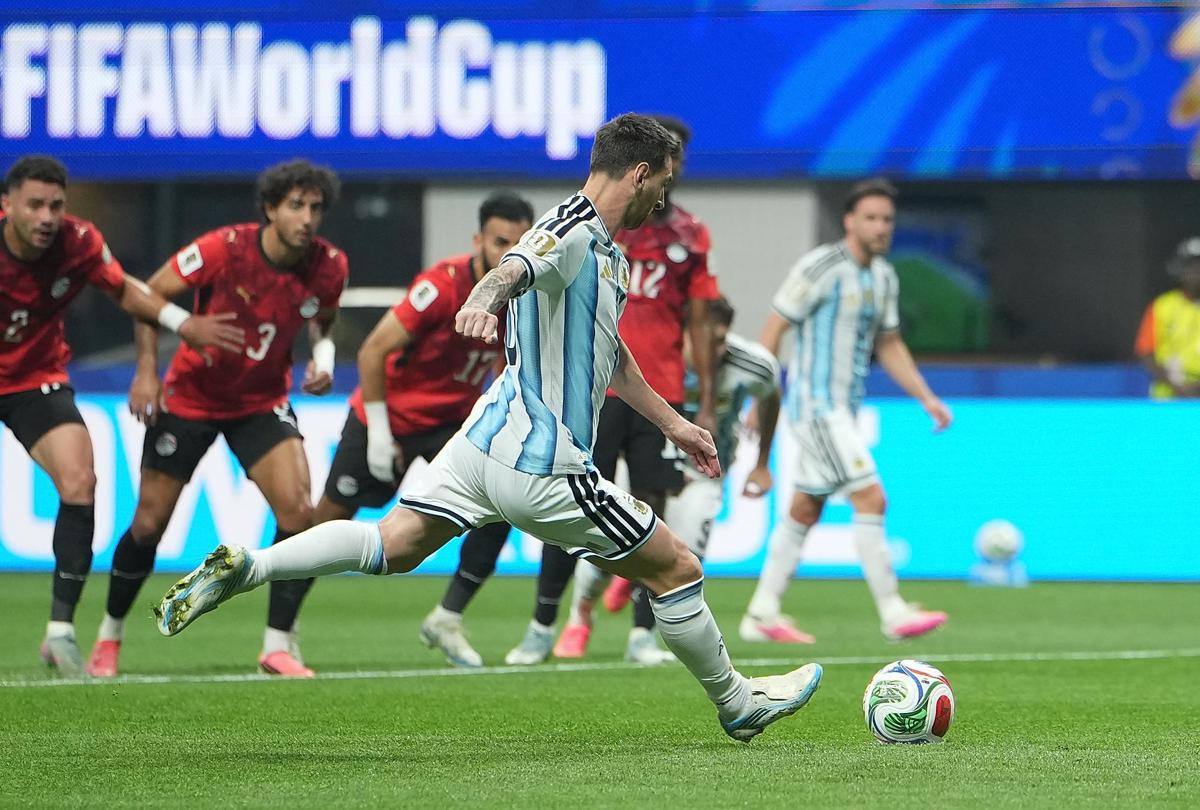 Argentina, Messi furioso dopo rigore sbagliato: "Ho deluso tutti"