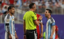 Argentina Svizzera rigore non dato e rosso a Embolo proteste ai Mondiali 265x160