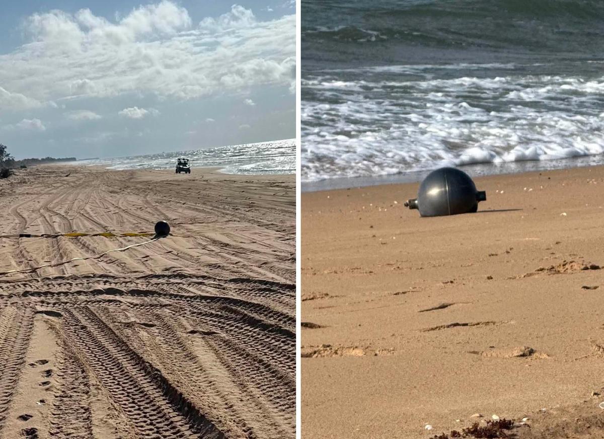 Australia, il mistero delle 'palle spaziali' in spiaggia: possono essere tossiche