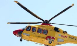 Bambina di 7 anni risucchiata da bocchettone piscina nel Genovese e grave 265x160