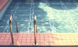 Bimba risucchiata da bocchettone piscina Gaslini Condizioni restano gravissime 265x160