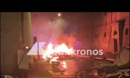 Bologna scontri per la morte di Abderrahim Fakir lacrimogeni e auto in fiamme 265x160