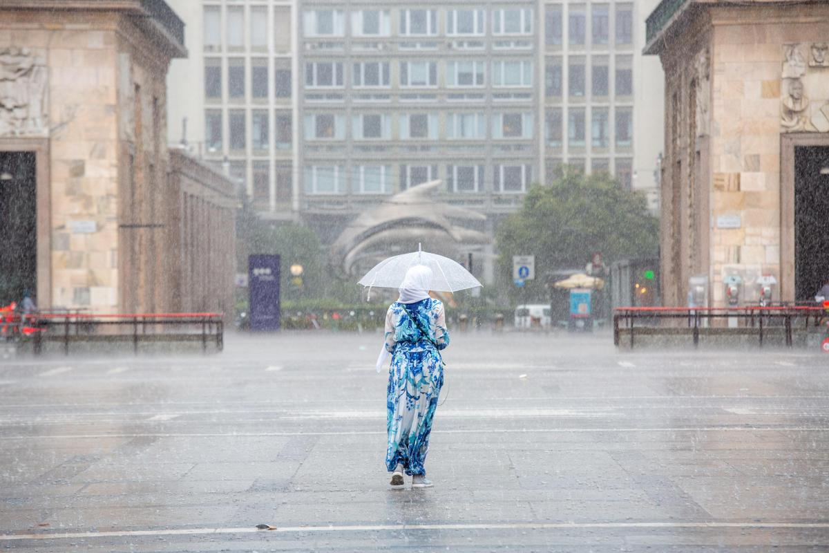 Caldo allenta la morsa al Nord tra grandine e temporali, ancora afa al Centro-Sud: le previsioni