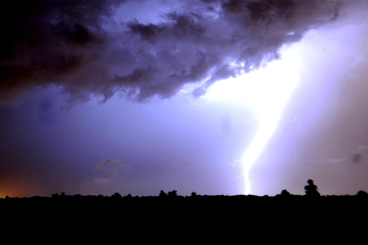Caldo record, ancora tregua con temporali poi arriva quarta ondata rovente
