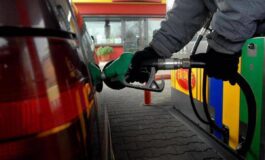 Carburanti prezzo record per benzina prezzo medio a 1986 eurol gasolio a 2074 eurol 265x160