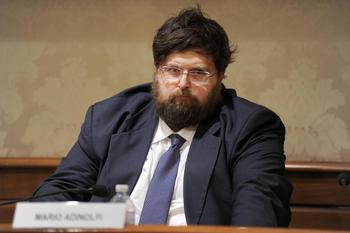 Caso Adinolfi, il giornalista: "Non sono un lestofante né un truffatore"