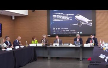 Decarbonizzazione del trasporto aereo a Roma lincontro sul futuro della filiera SAF 364x230