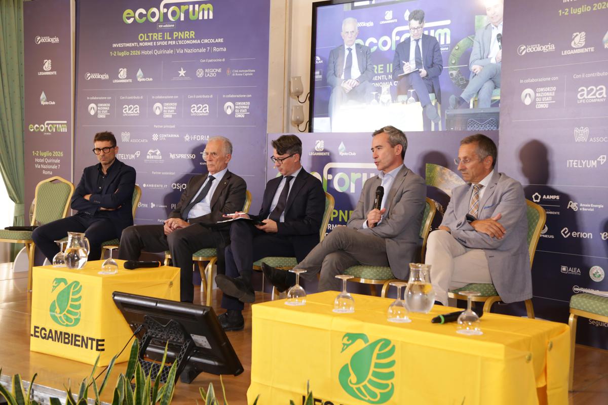 Energia: indagine, per 44% governo deve incentivare rinnovabili