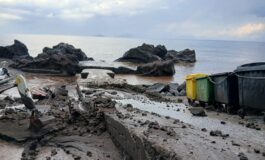 Eolie violento nubifragio su Ginostra danni ingenti al molo e case allagate﻿ 265x160