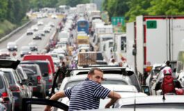 Esodo ecco il traffico da bollino rosso 27 milioni in viaggio da oggi a domenica 265x160