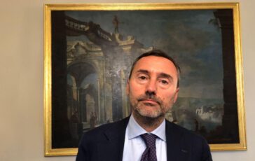 Farmaceutica Chinni Ucb Investimenti in ricerca legati a provvedimenti internazionali 364x230
