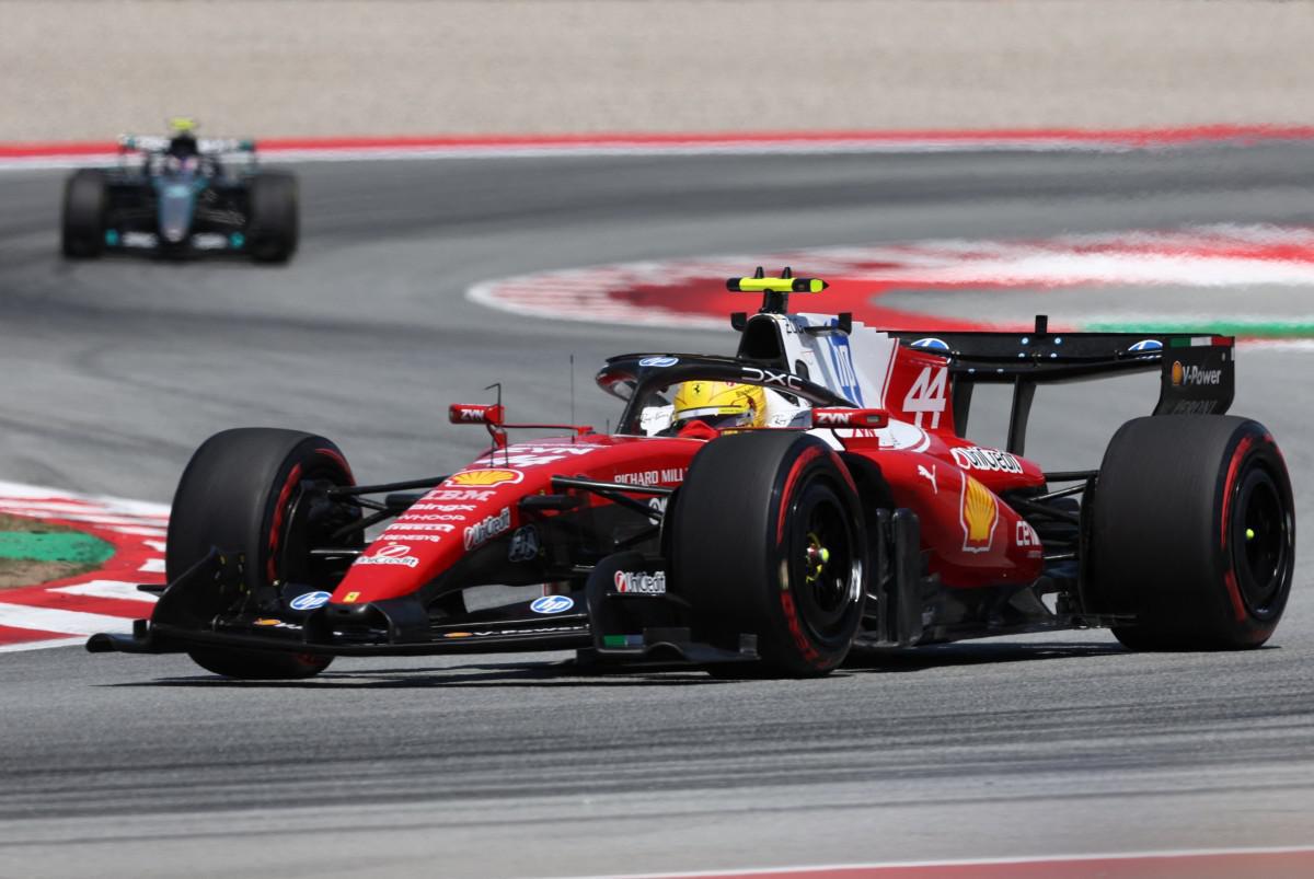 Formula 1, incidente Russell-Hamilton: Mercedes ritirata, penalità per Lewis