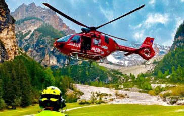 Frana sulle Dolomiti di Sesto dopo il temporale scattano le ricerche 364x230