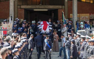 Francesco Imprezzabile lultimo saluto tra Ciao Francy e Hallelujah 364x230