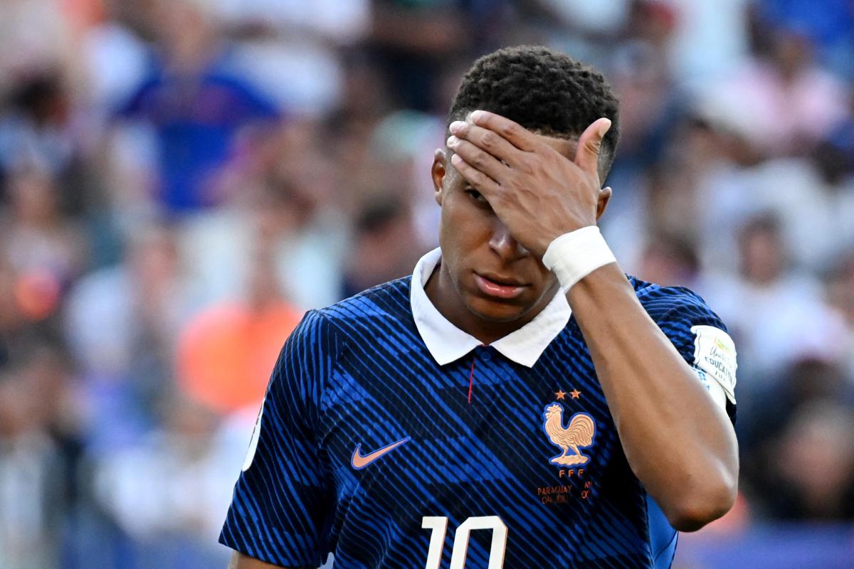 Francia-Marocco, Mbappé sbaglia rigore e si dispera