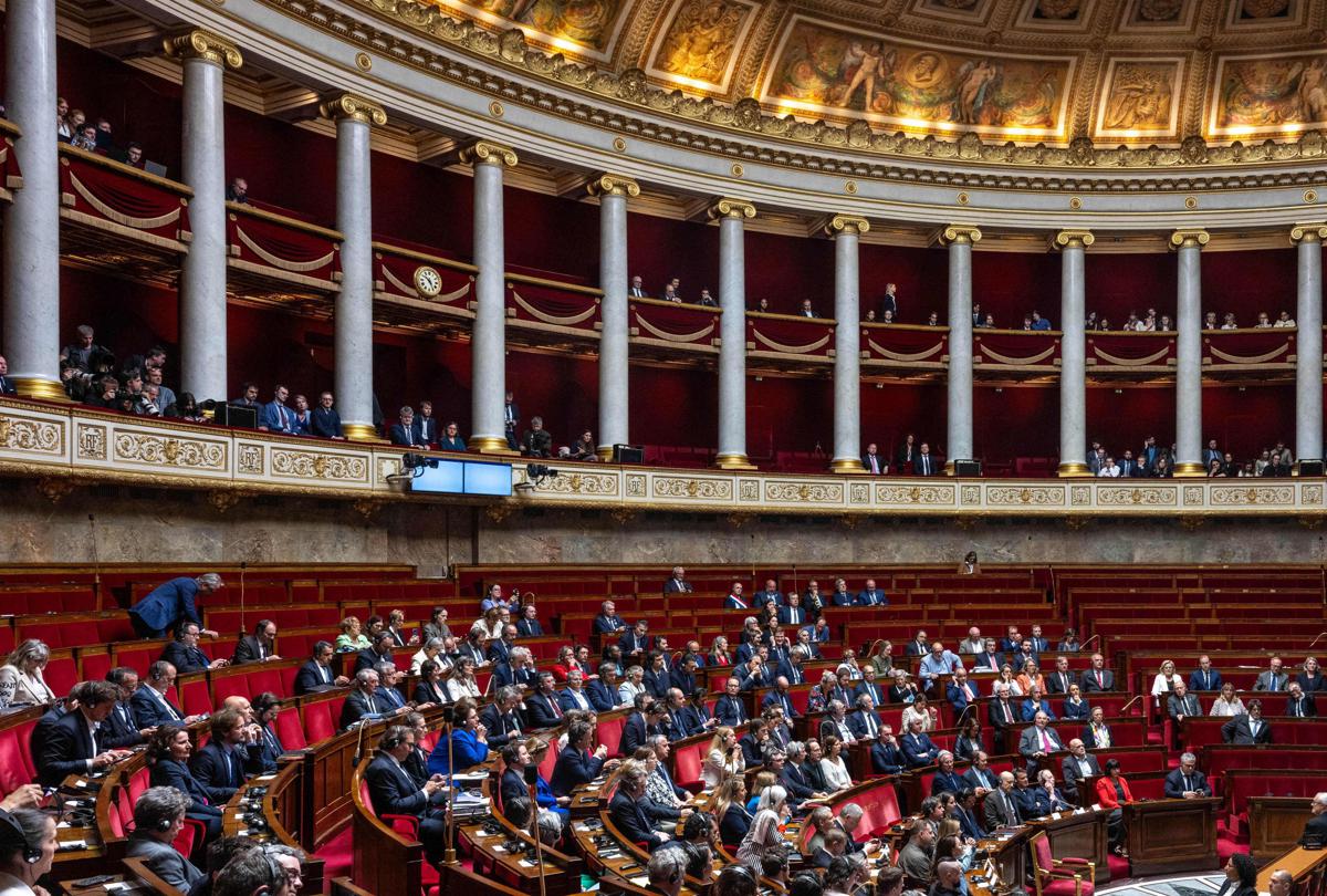 Francia, "diritto aiuto a morire" è legge. Macron: "Impegno mantenuto"