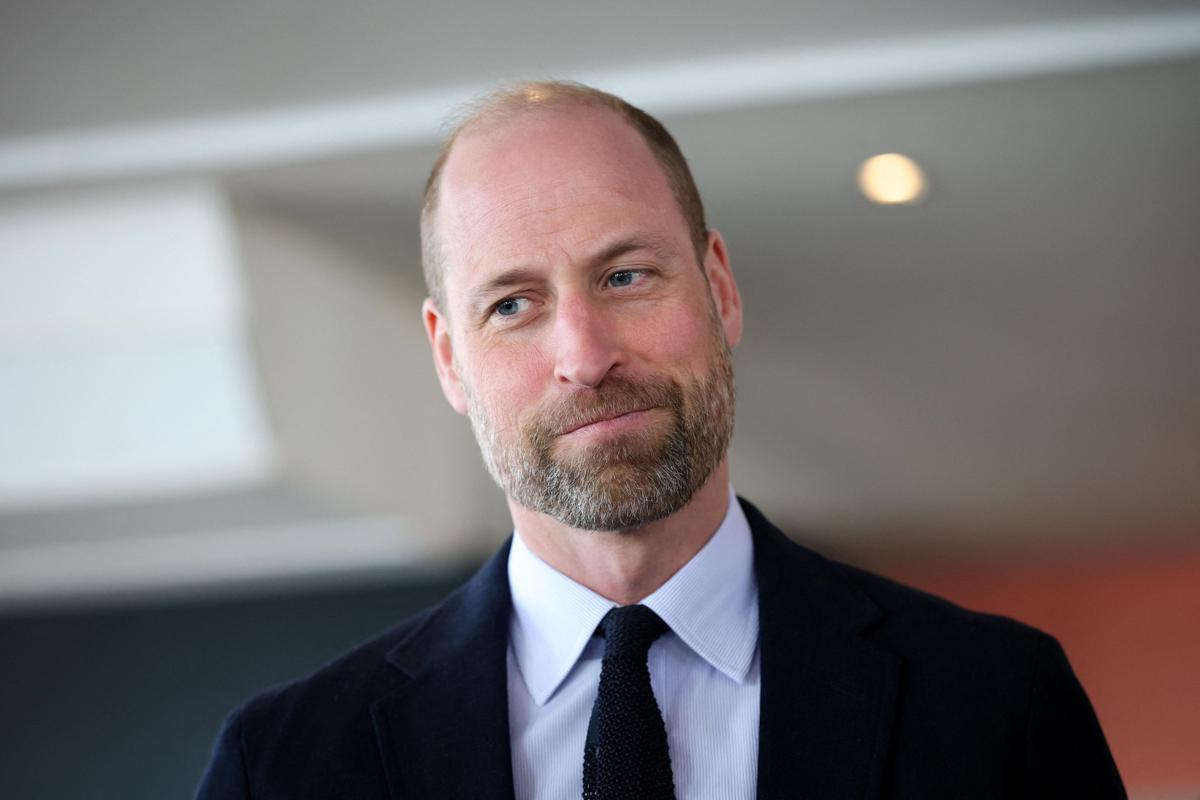 Gb, l'esperta: "Una volta re, William potrebbe privare Harry e Meghan dei titoli reali"